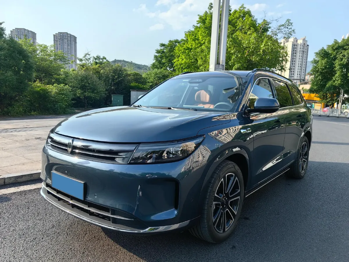 2024 AITO AITO M7 1.5T 152HP L4 REEV 42KWH,autocango,china used car exporter,china ev exporter,chinese used car exporter,chinese used ev exporter