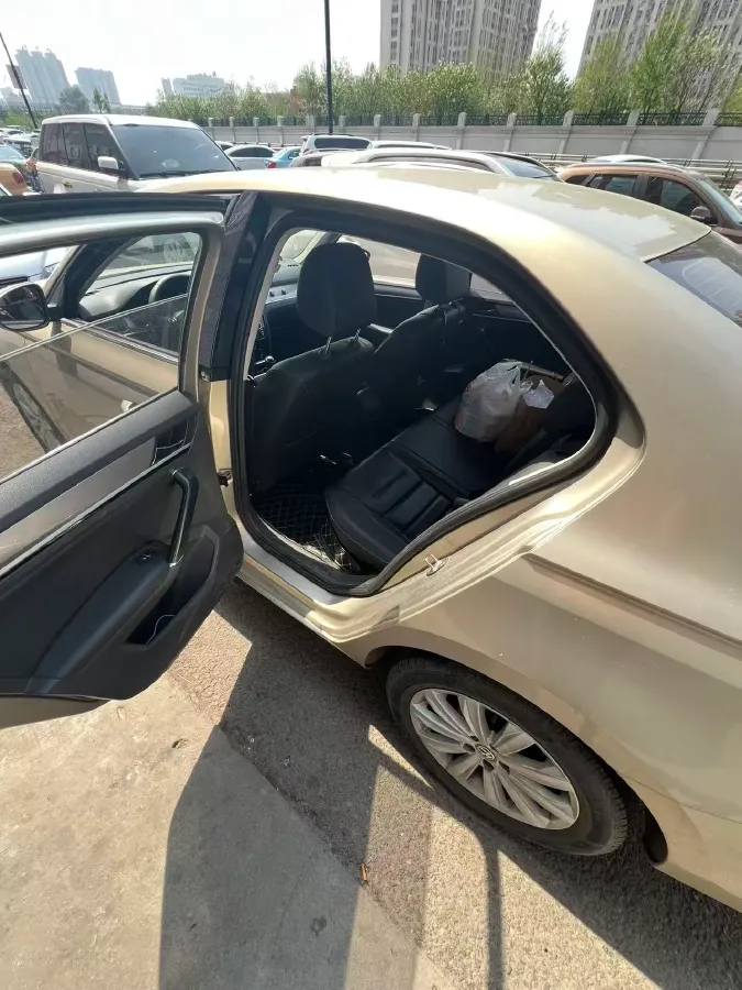 2018 Volkswagen Bora 1.5L 110HP L4 5MT,autocango,china used car exporter,china ev exporter,chinese used car exporter,chinese used ev exporter