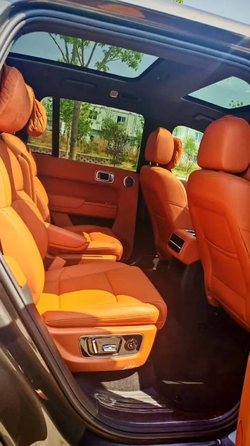 2023 Li L8 Range Extended 154HP REEV 40.9KWH,autocango,china used car exporter,china ev exporter,chinese used car exporter,chinese used ev exporter