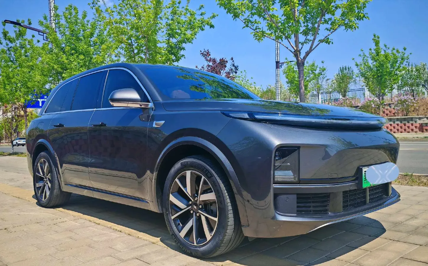 2023 Li L8 Range Extended 154HP REEV 40.9KWH,autocango,china used car exporter,china ev exporter,chinese used car exporter,chinese used ev exporter