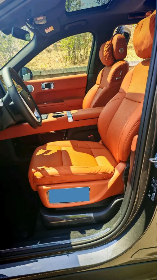 2023 Li L8 Range Extended 154HP REEV 40.9KWH,autocango,china used car exporter,china ev exporter,chinese used car exporter,chinese used ev exporter