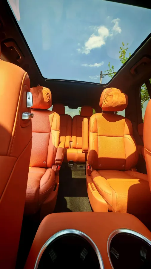 2023 Li L8 Range Extended 154HP REEV 40.9KWH,autocango,china used car exporter,china ev exporter,chinese used car exporter,chinese used ev exporter