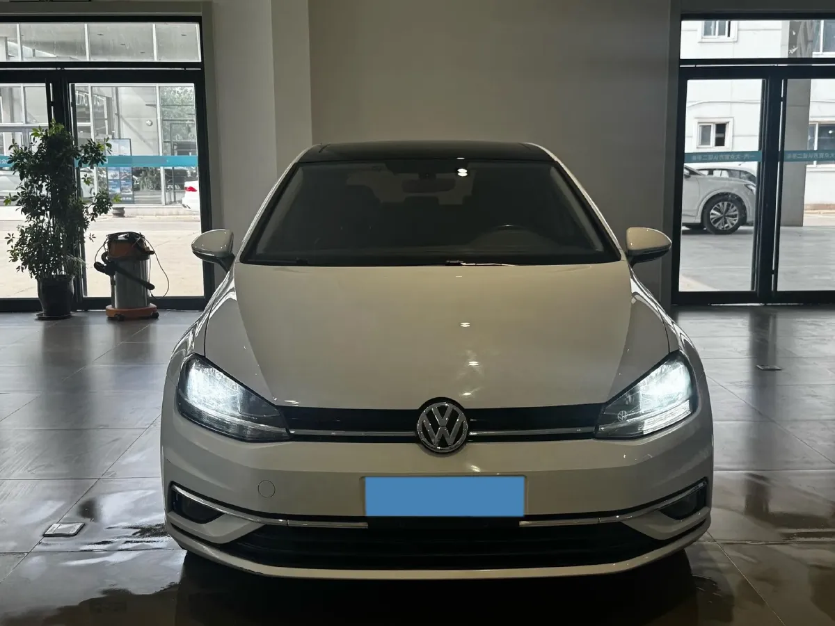 2018 Volkswagen Golf 1.4T 131HP L4 7DCT,autocango,china used car exporter,china ev exporter,chinese used car exporter,chinese used ev exporter