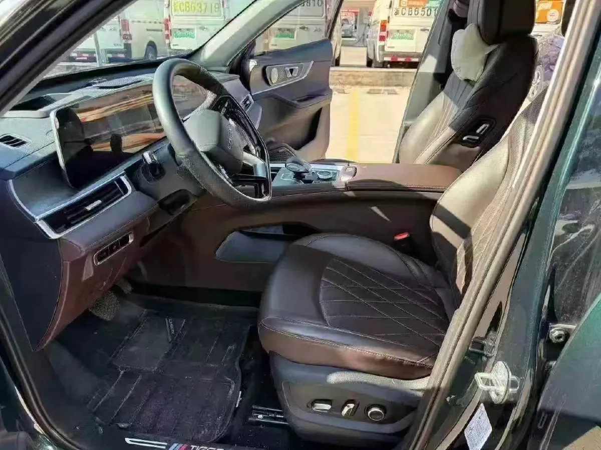 2024 Chery Tiggo 8 PRO 2.0T 254HP L4 7DCT,autocango,china used car exporter,china ev exporter,chinese used car exporter,chinese used ev exporter
