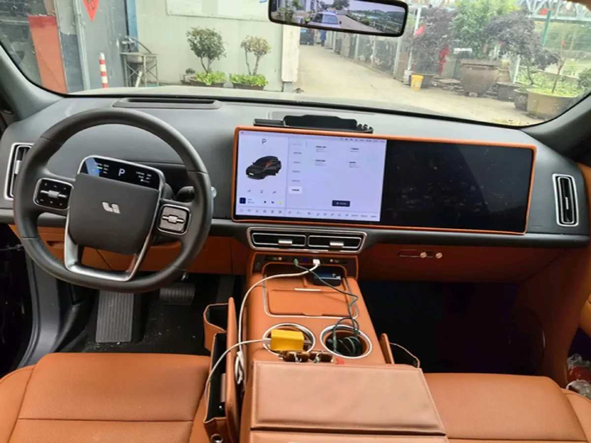 2025 Li L9 Range Extended 154HP REEV,autocango,china used car exporter,china ev exporter,chinese used car exporter,chinese used ev exporter