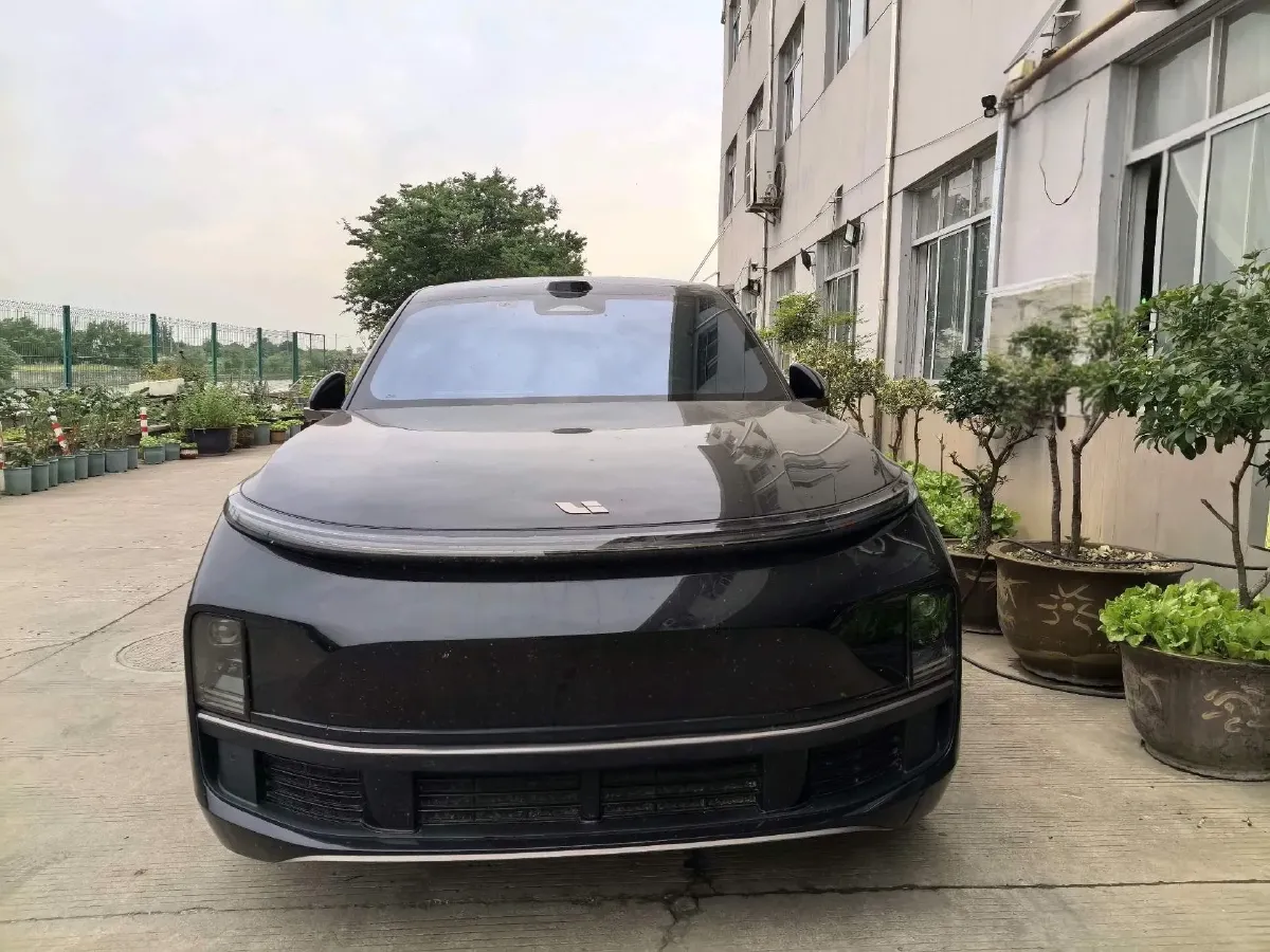 2025 Li L9 Range Extended 154HP REEV,autocango,china used car exporter,china ev exporter,chinese used car exporter,chinese used ev exporter