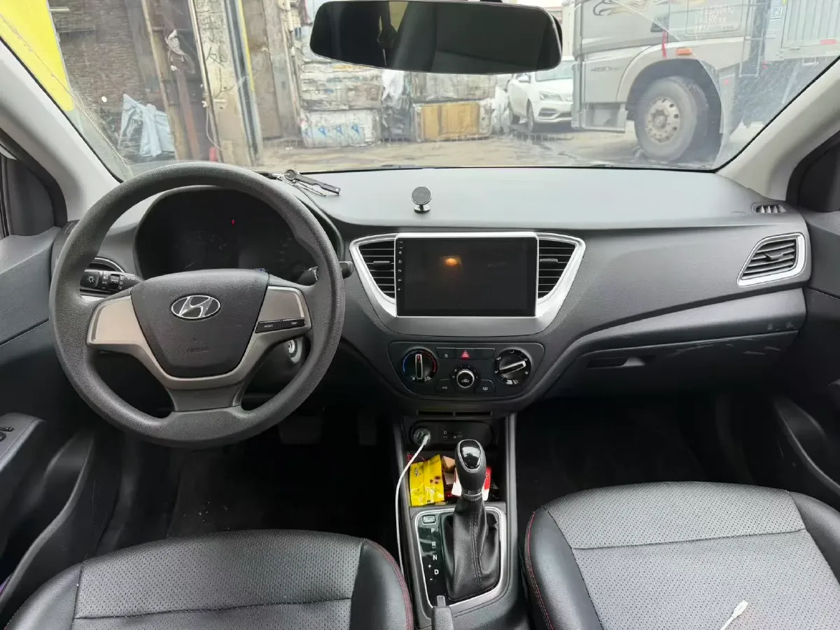 2016 Hyundai Verna 1.4L 100HP L4 6AT,autocango,china used car exporter,china ev exporter,chinese used car exporter,chinese used ev exporter