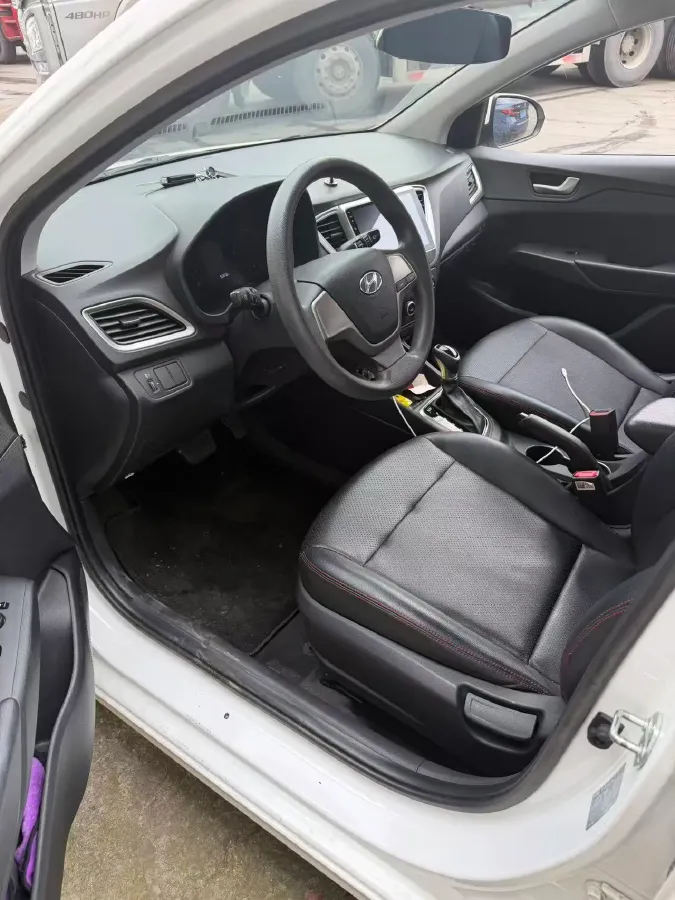 2016 Hyundai Verna 1.4L 100HP L4 6AT,autocango,china used car exporter,china ev exporter,chinese used car exporter,chinese used ev exporter