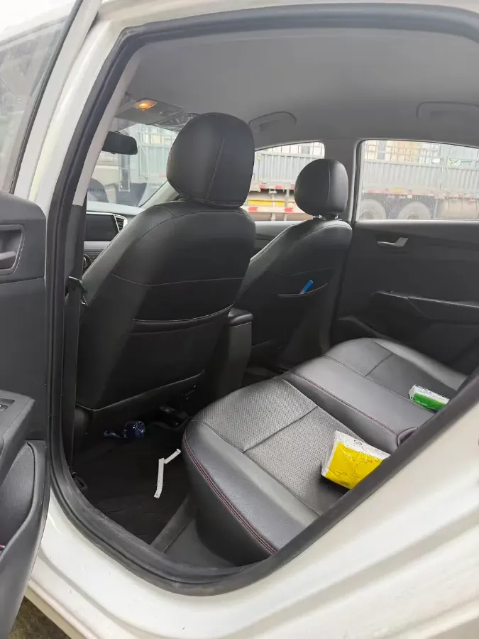 2016 Hyundai Verna 1.4L 100HP L4 6AT,autocango,china used car exporter,china ev exporter,chinese used car exporter,chinese used ev exporter