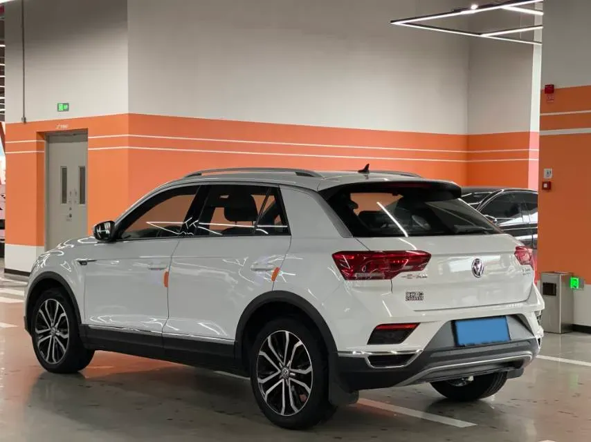 2019 Volkswagen T-Roc 1.4T 150HP L4 7DCT,autocango,china used car exporter,china ev exporter,chinese used car exporter,chinese used ev exporter