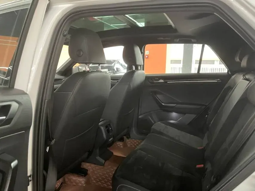 2019 Volkswagen T-Roc 1.4T 150HP L4 7DCT,autocango,china used car exporter,china ev exporter,chinese used car exporter,chinese used ev exporter