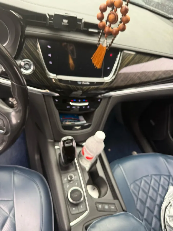 2020 Cadillac XT6 2.0T 237HP L4 9AT,autocango,china used car exporter,china ev exporter,chinese used car exporter,chinese used ev exporter