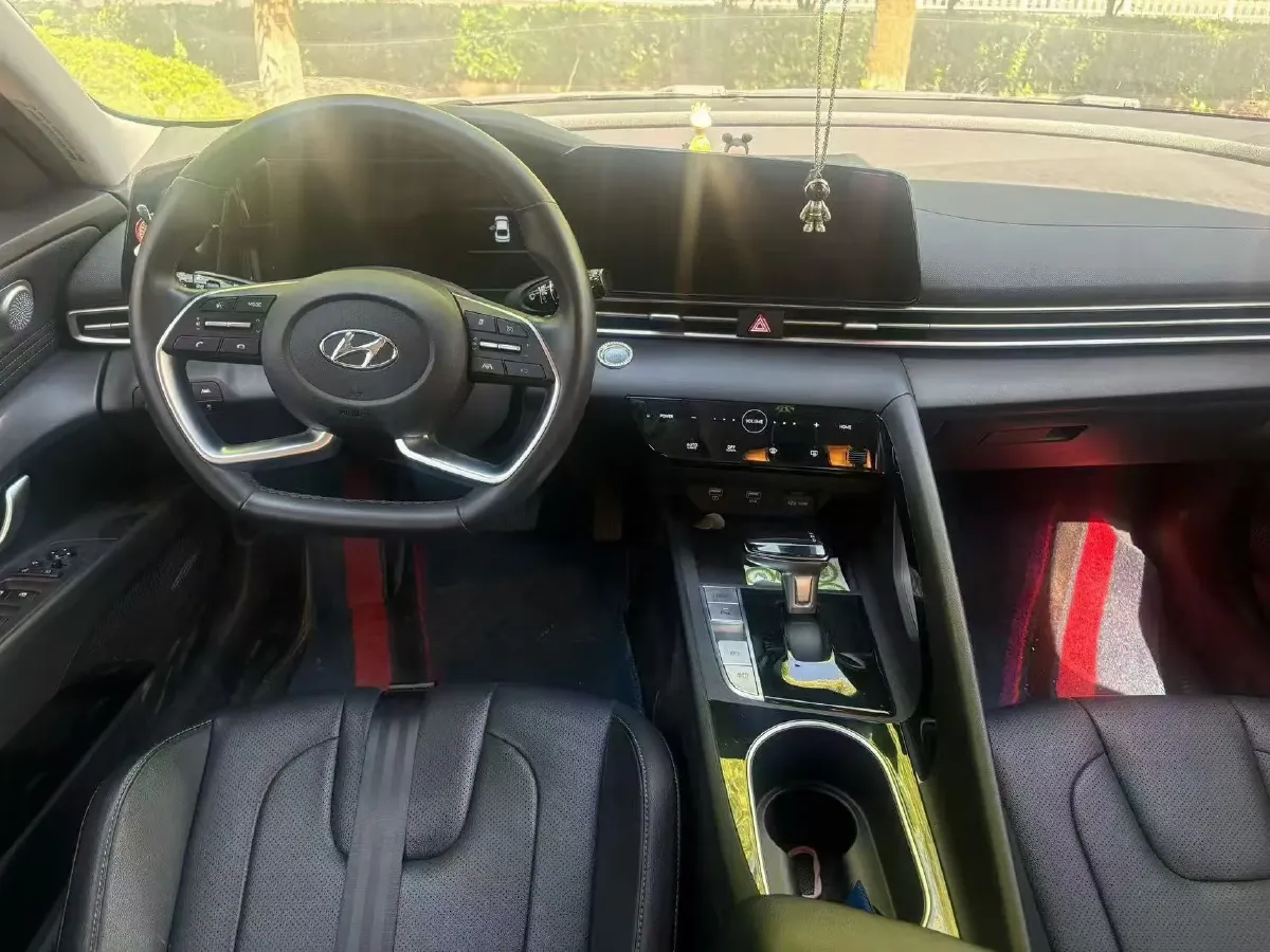 2021 Hyundai Elantra 1.5L 115HP L4 CVT,autocango,china used car exporter,china ev exporter,chinese used car exporter,chinese used ev exporter