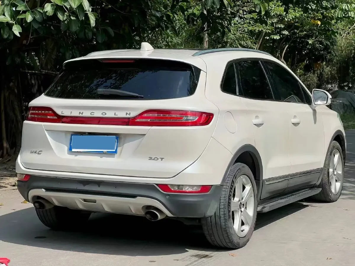 2017 Lincoln MKC 2.0T 203HP L4 6AT,autocango,china used car exporter,china ev exporter,chinese used car exporter,chinese used ev exporter