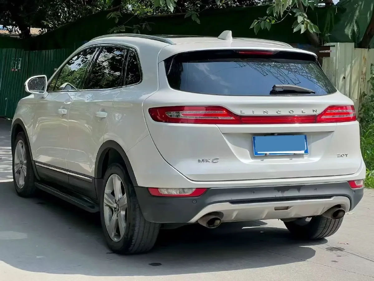 2017 Lincoln MKC 2.0T 203HP L4 6AT,autocango,china used car exporter,china ev exporter,chinese used car exporter,chinese used ev exporter