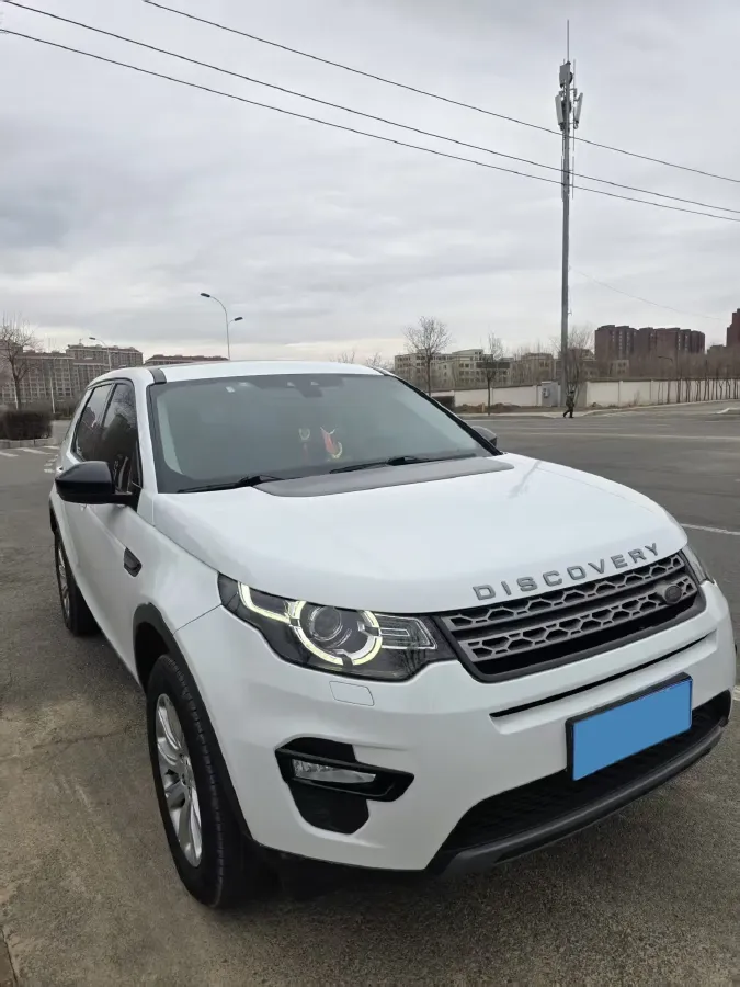 2017 Land Rover Discovery Sport 2.0T 241HP L4 9AT,autocango,china used car exporter,china ev exporter,chinese used car exporter,chinese used ev exporter