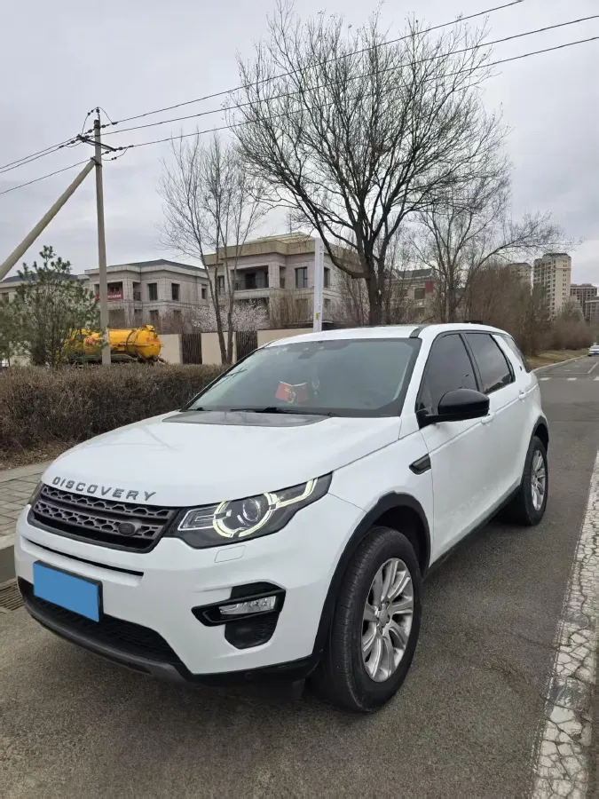 2017 Land Rover Discovery Sport 2.0T 241HP L4 9AT,autocango,china used car exporter,china ev exporter,chinese used car exporter,chinese used ev exporter