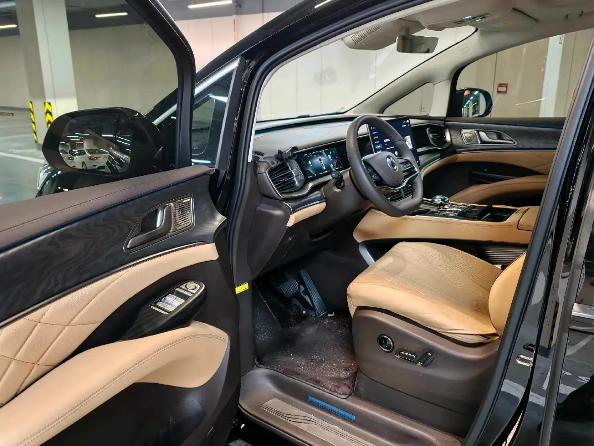 2024 Denza D9 1.5T 139HP L4 E-CVT PHEV 40KWH,autocango,china used car exporter,china ev exporter,chinese used car exporter,chinese used ev exporter