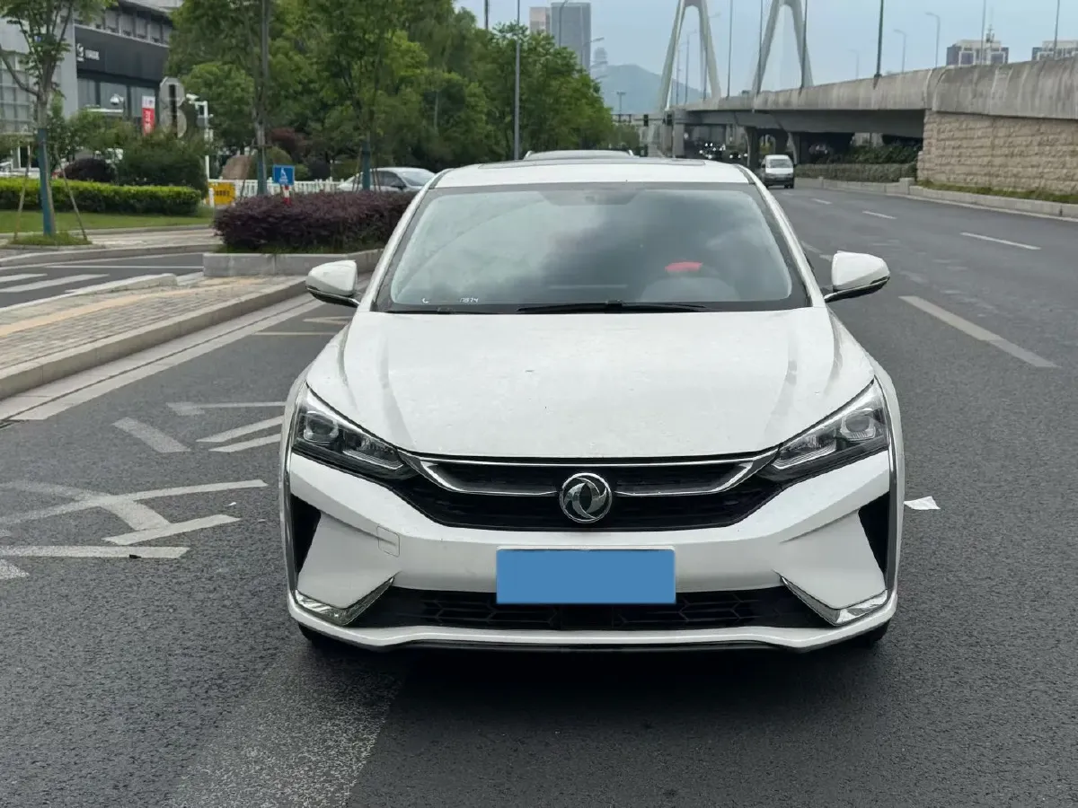 2021 DongFeng Aeolus YiXuan 1.5T 150HP L4 6DCT,autocango,china used car exporter,china ev exporter,chinese used car exporter,chinese used ev exporter