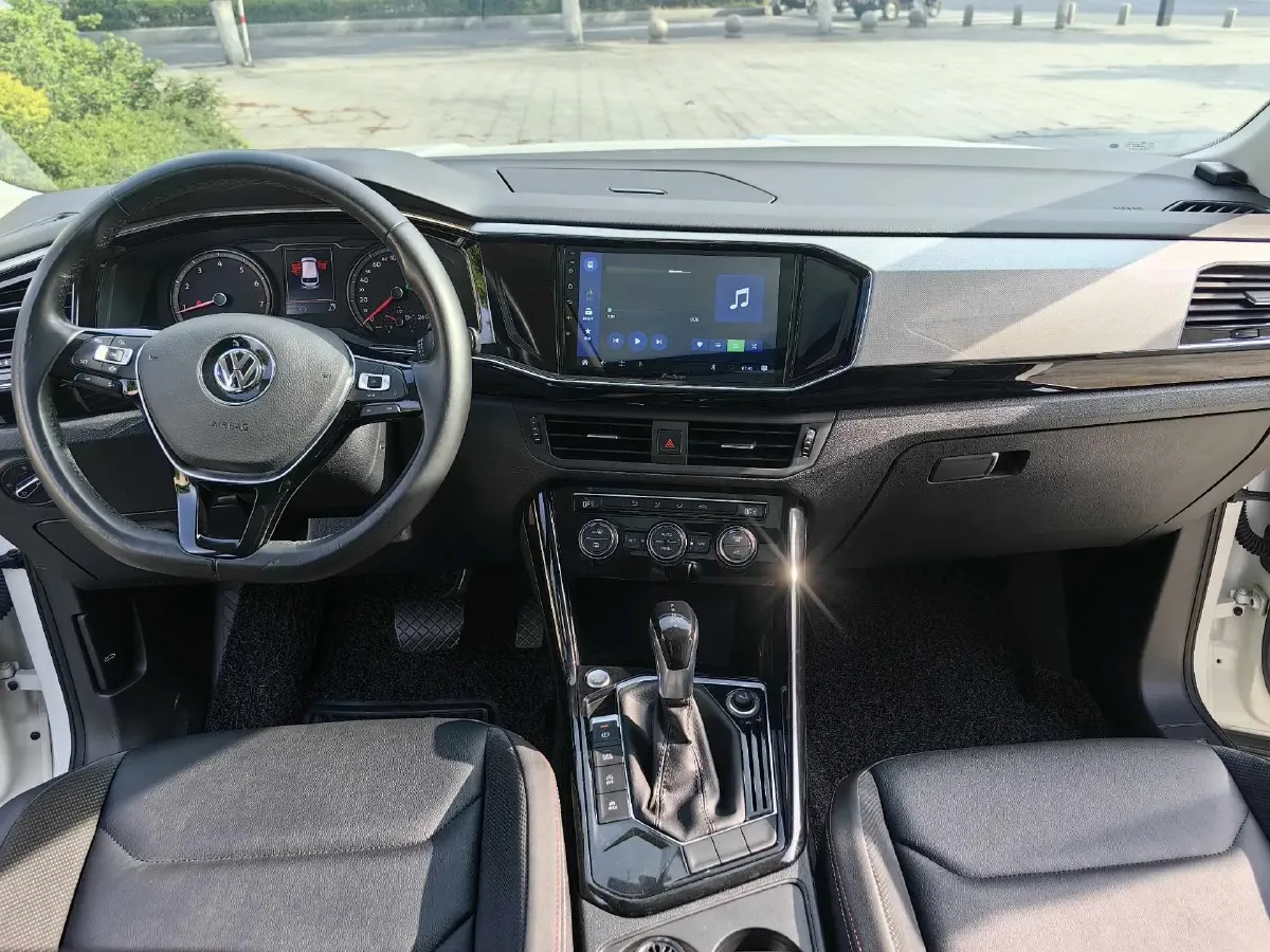 2020 Volkswagen Tayron 2.0T 186HP L4 7DCT,autocango,china used car exporter,china ev exporter,chinese used car exporter,chinese used ev exporter
