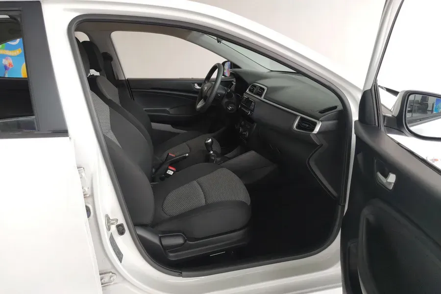 2017 Hyundai Reina 1.4L 95HP L4 5MT,autocango,china used car exporter,china ev exporter,chinese used car exporter,chinese used ev exporter