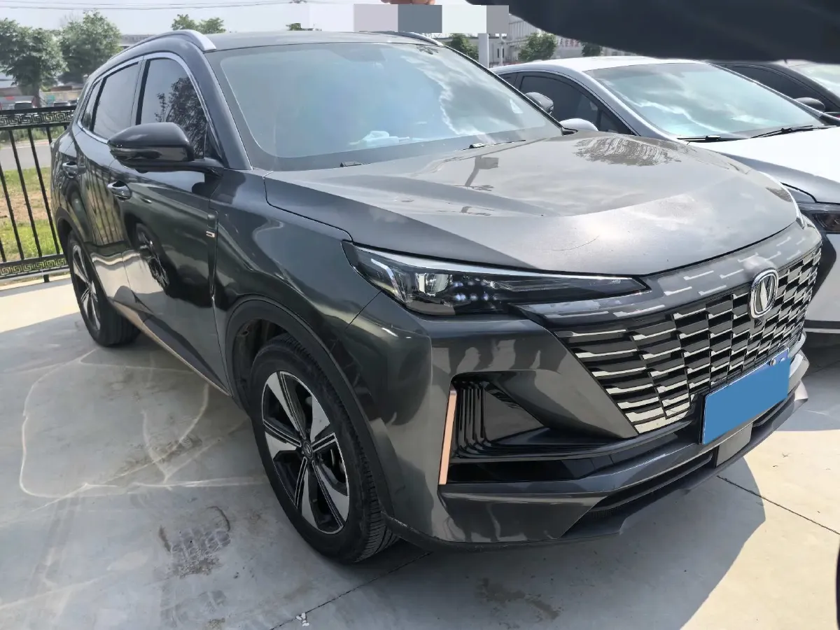 2022 ChangAn CS55 Plus 1.5T 180HP L4 7DCT,autocango,china used car exporter,china ev exporter,chinese used car exporter,chinese used ev exporter