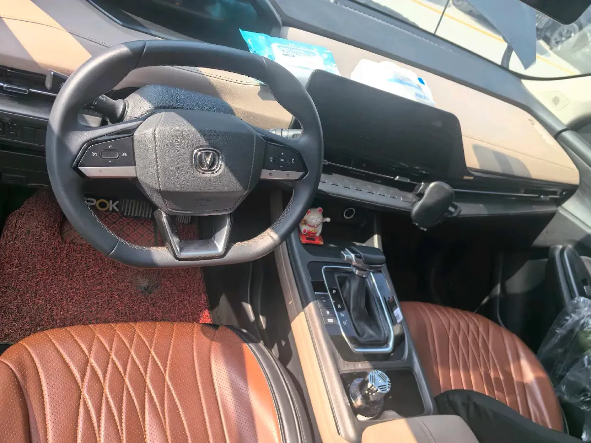 2022 ChangAn CS55 Plus 1.5T 180HP L4 7DCT,autocango,china used car exporter,china ev exporter,chinese used car exporter,chinese used ev exporter