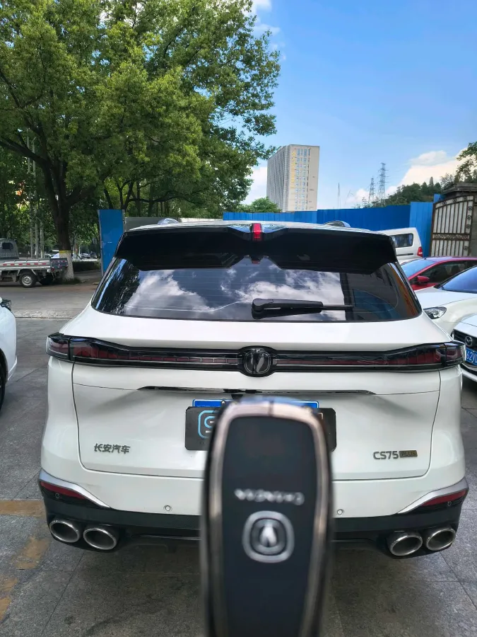 2025 ChangAn CS75 Plus 2.0T 233HP L4 8AT,autocango,china used car exporter,china ev exporter,chinese used car exporter,chinese used ev exporter