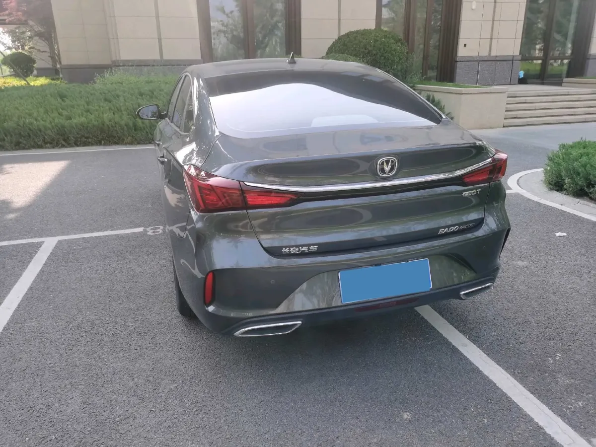 2023 ChangAn Eado 1.4T 160HP L4 7DCT,autocango,china used car exporter,china ev exporter,chinese used car exporter,chinese used ev exporter