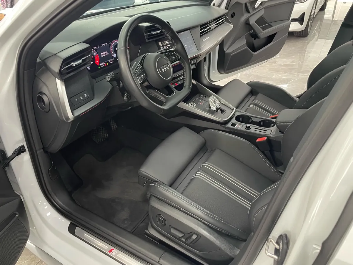 2023 Audi A3 1.4T 150HP L4 7DCT,autocango,china used car exporter,china ev exporter,chinese used car exporter,chinese used ev exporter