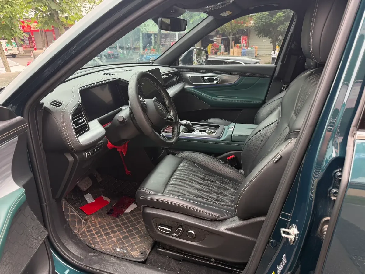 2022 GAC Trumpchi GS8 2.0T 252HP L4 8AT,autocango,china used car exporter,china ev exporter,chinese used car exporter,chinese used ev exporter