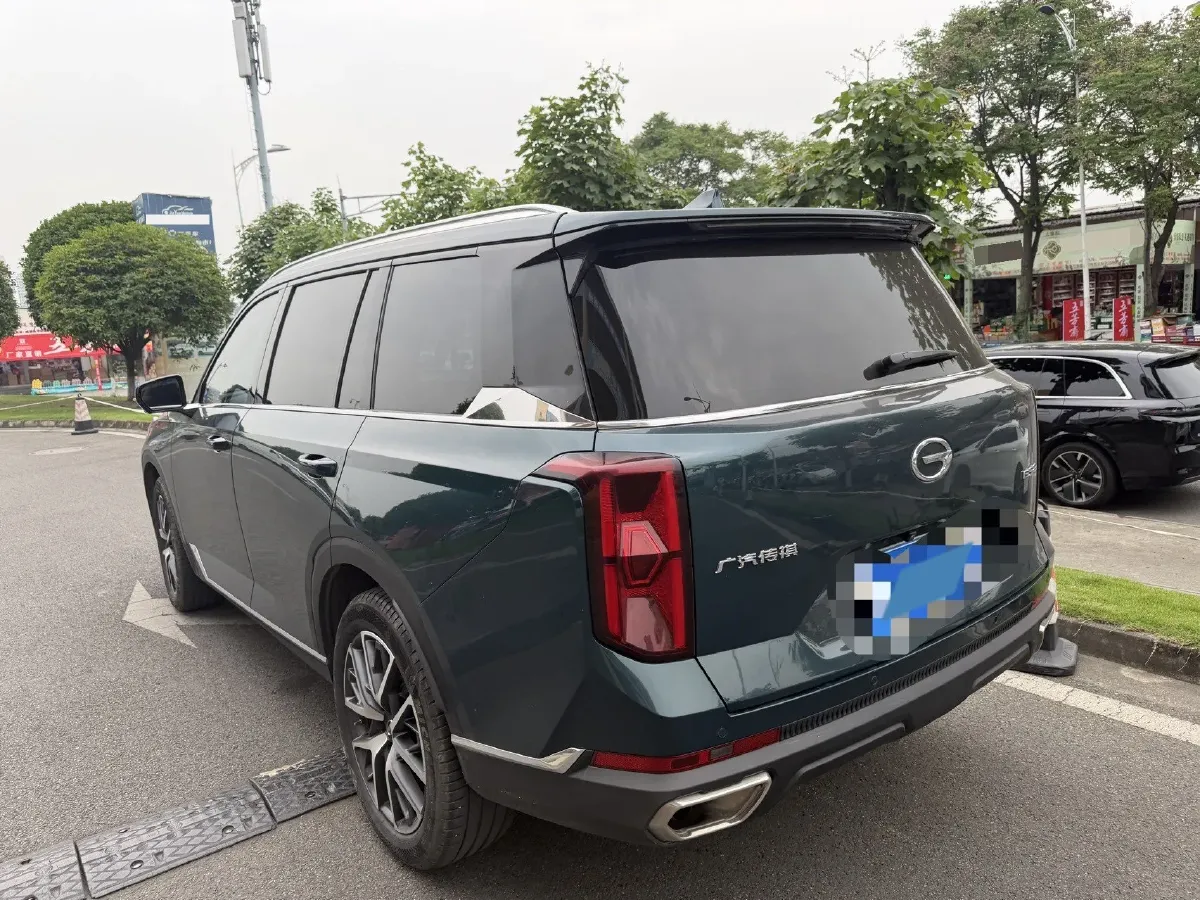 2022 GAC Trumpchi GS8 2.0T 252HP L4 8AT,autocango,china used car exporter,china ev exporter,chinese used car exporter,chinese used ev exporter