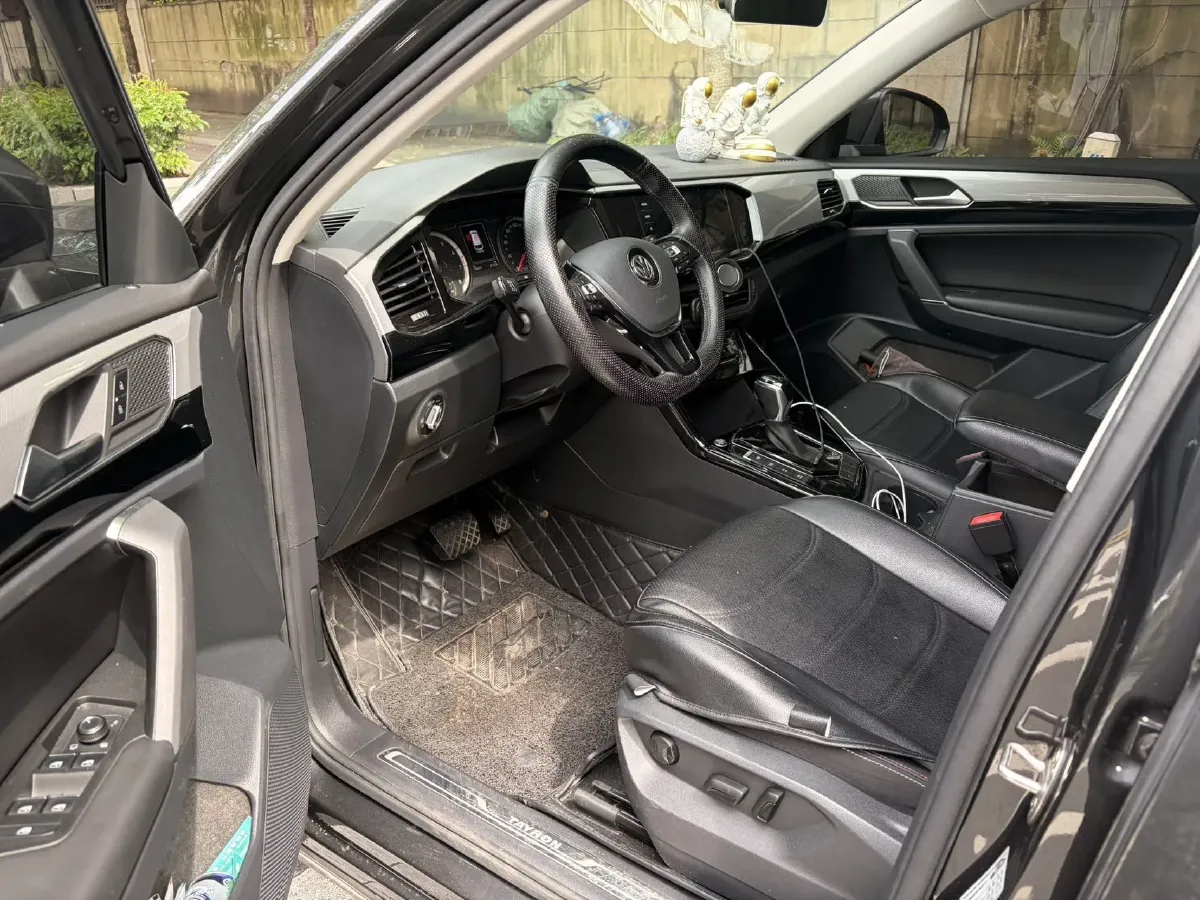 2020 Volkswagen Tayron 2.0T 186HP L4 7DCT,autocango,china used car exporter,china ev exporter,chinese used car exporter,chinese used ev exporter