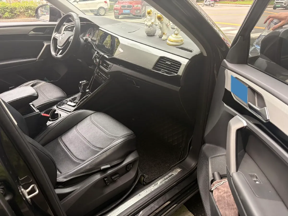 2020 Volkswagen Tayron 2.0T 186HP L4 7DCT,autocango,china used car exporter,china ev exporter,chinese used car exporter,chinese used ev exporter