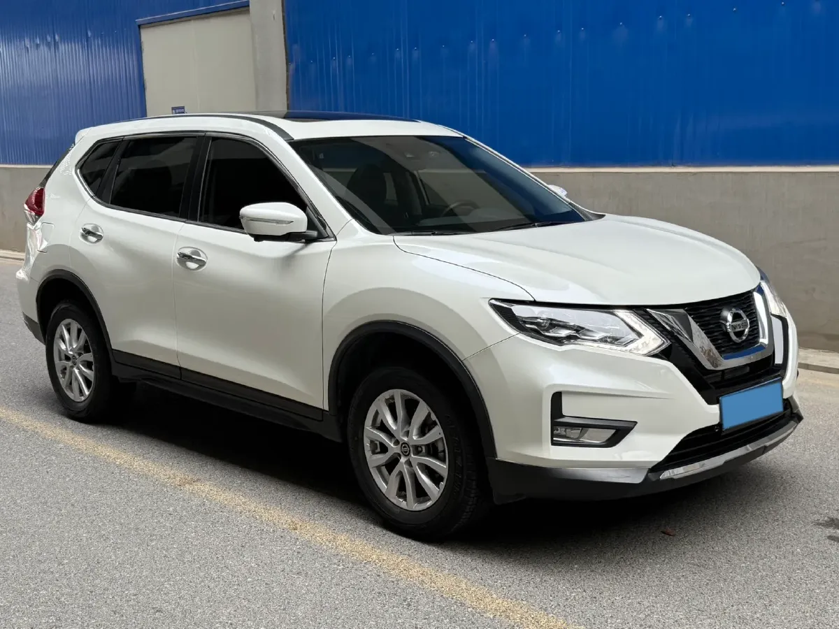 2023 Nissan X-Trail 2.0L 151HP L4 CVT,autocango,china used car exporter,china ev exporter,chinese used car exporter,chinese used ev exporter