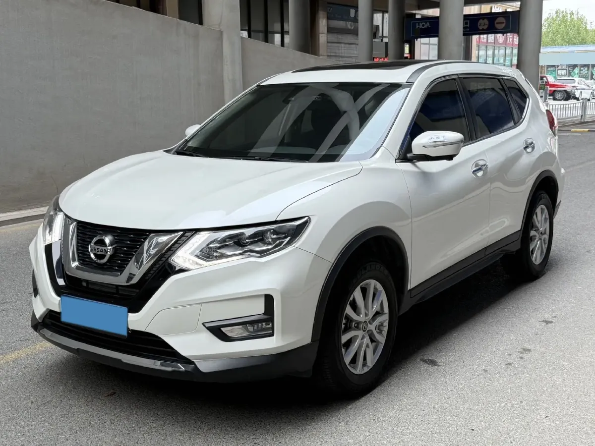 2023 Nissan X-Trail 2.0L 151HP L4 CVT,autocango,china used car exporter,china ev exporter,chinese used car exporter,chinese used ev exporter