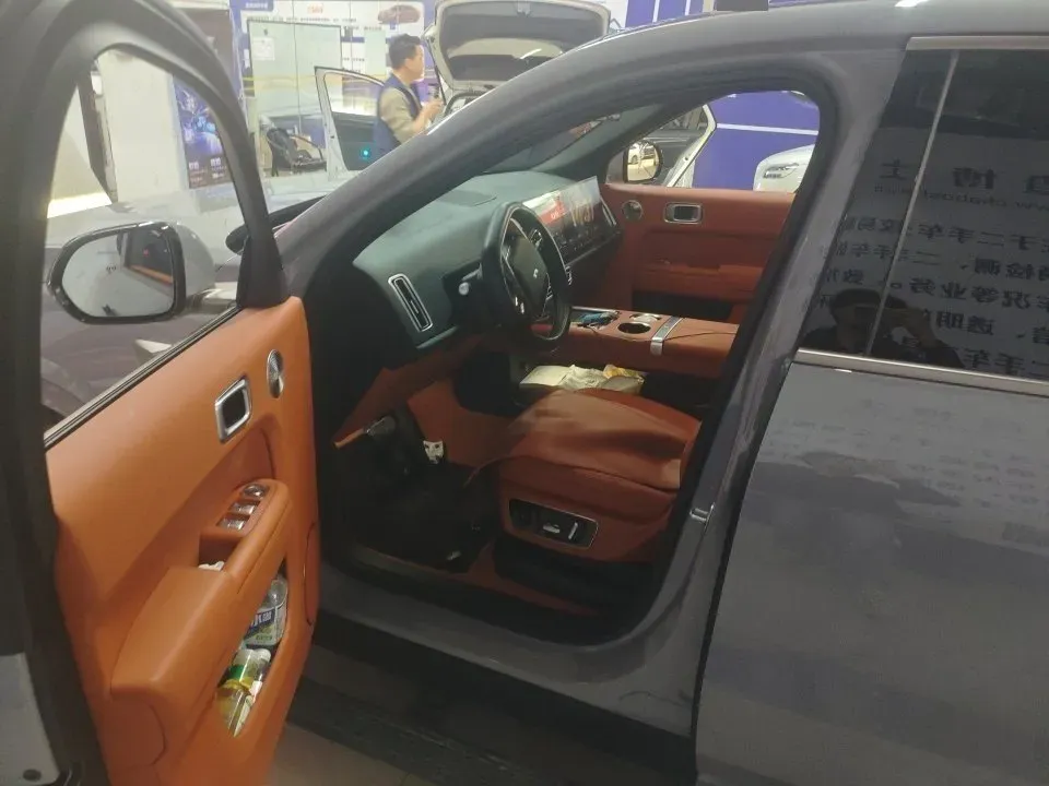 2025 Li L9 Range Extended 154HP REEV,autocango,china used car exporter,china ev exporter,chinese used car exporter,chinese used ev exporter