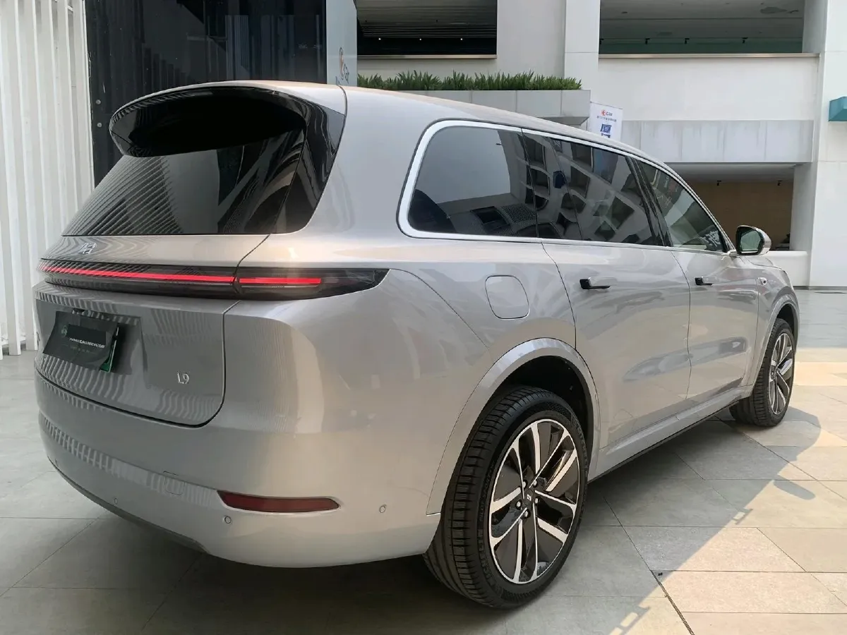 2025 Li L9 Range Extended 154HP REEV,autocango,china used car exporter,china ev exporter,chinese used car exporter,chinese used ev exporter