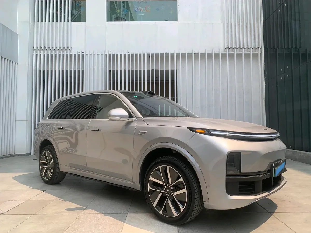 2025 Li L9 Range Extended 154HP REEV,autocango,china used car exporter,china ev exporter,chinese used car exporter,chinese used ev exporter