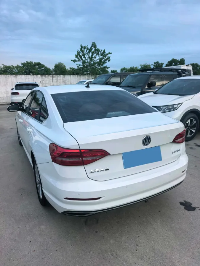 2019 Volkswagen Lavida 1.5L 116HP L4 6AT,autocango,china used car exporter,china ev exporter,chinese used car exporter,chinese used ev exporter