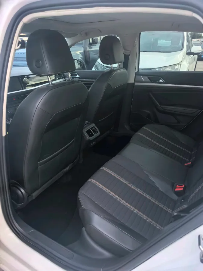 2019 Volkswagen Lavida 1.5L 116HP L4 6AT,autocango,china used car exporter,china ev exporter,chinese used car exporter,chinese used ev exporter