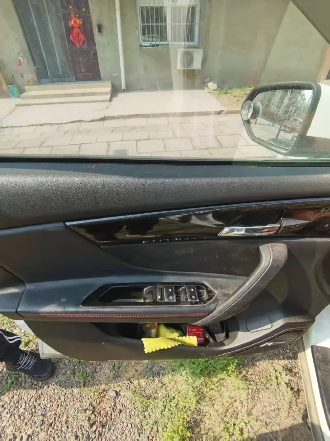 2020 HaiMa 8S 1.6T 195HP L4 6AT,autocango,china used car exporter,china ev exporter,chinese used car exporter,chinese used ev exporter