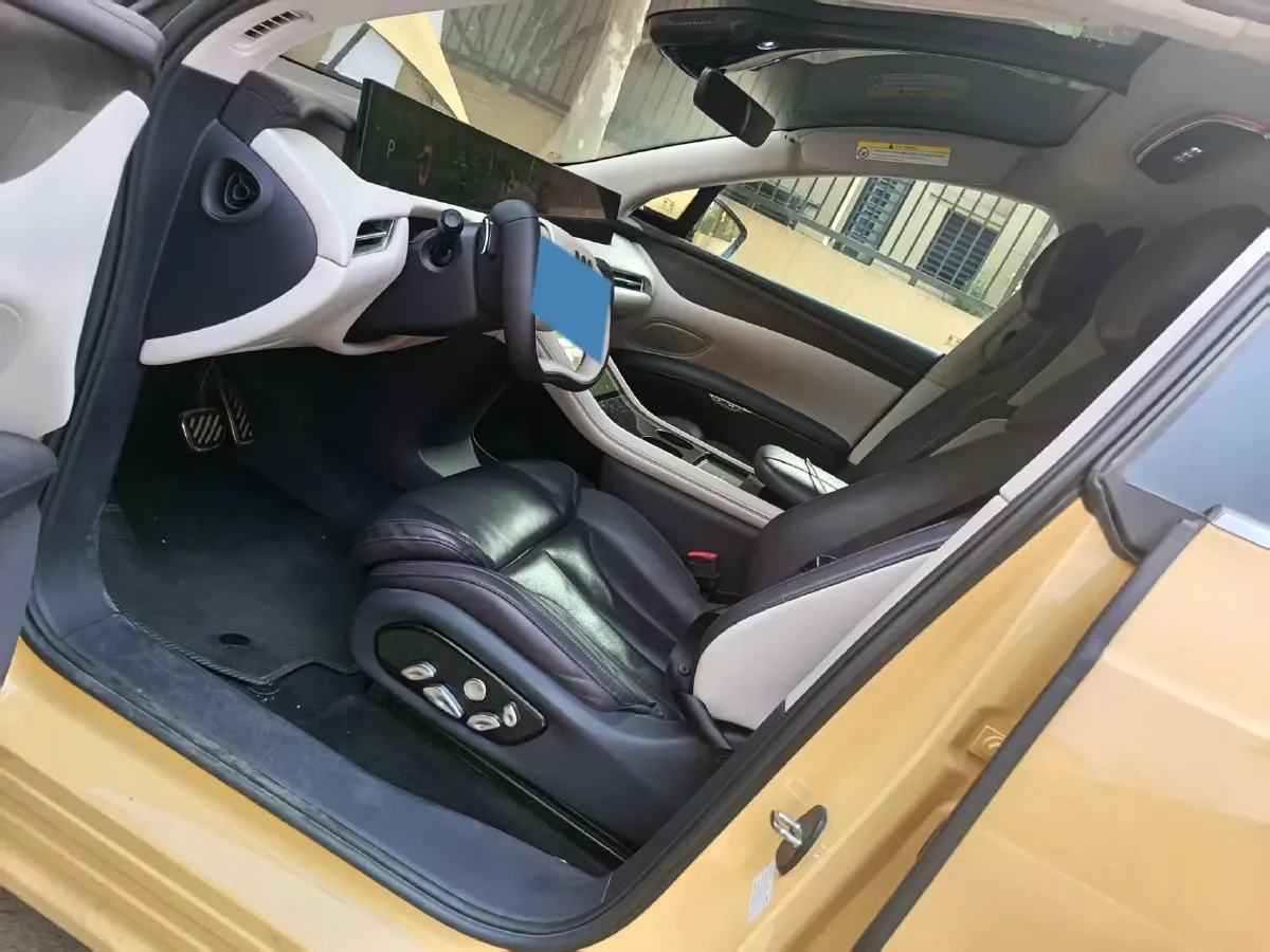 2023 IM LS7 BEV 100KWH,autocango,china used car exporter,china ev exporter,chinese used car exporter,chinese used ev exporter