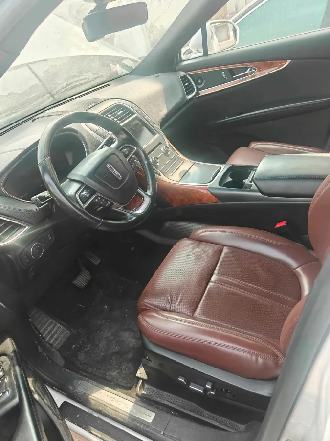2019 Lincoln Nautilus 2.7T 329HP V6 8AT,autocango,china used car exporter,china ev exporter,chinese used car exporter,chinese used ev exporter