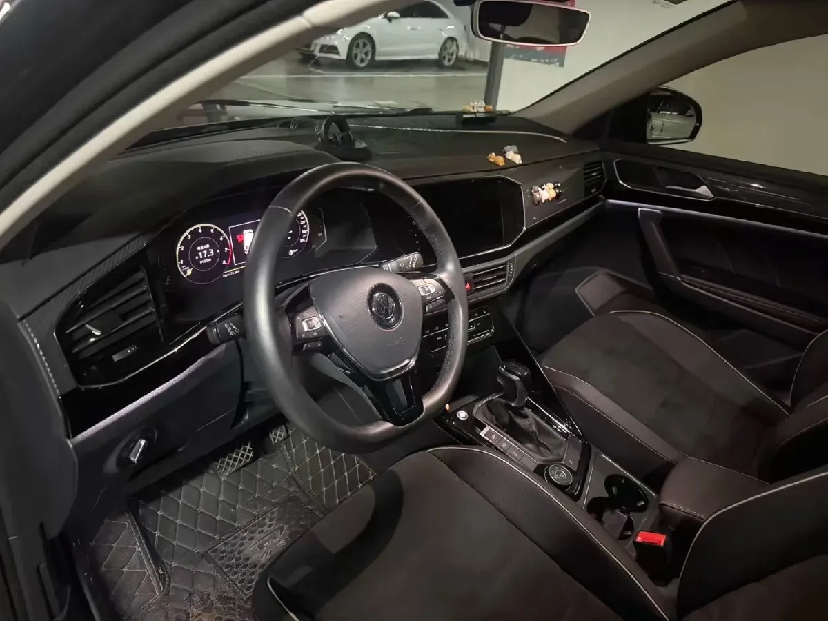 2021 Volkswagen Tayron 2.0T 220HP L4 7DCT,autocango,china used car exporter,china ev exporter,chinese used car exporter,chinese used ev exporter