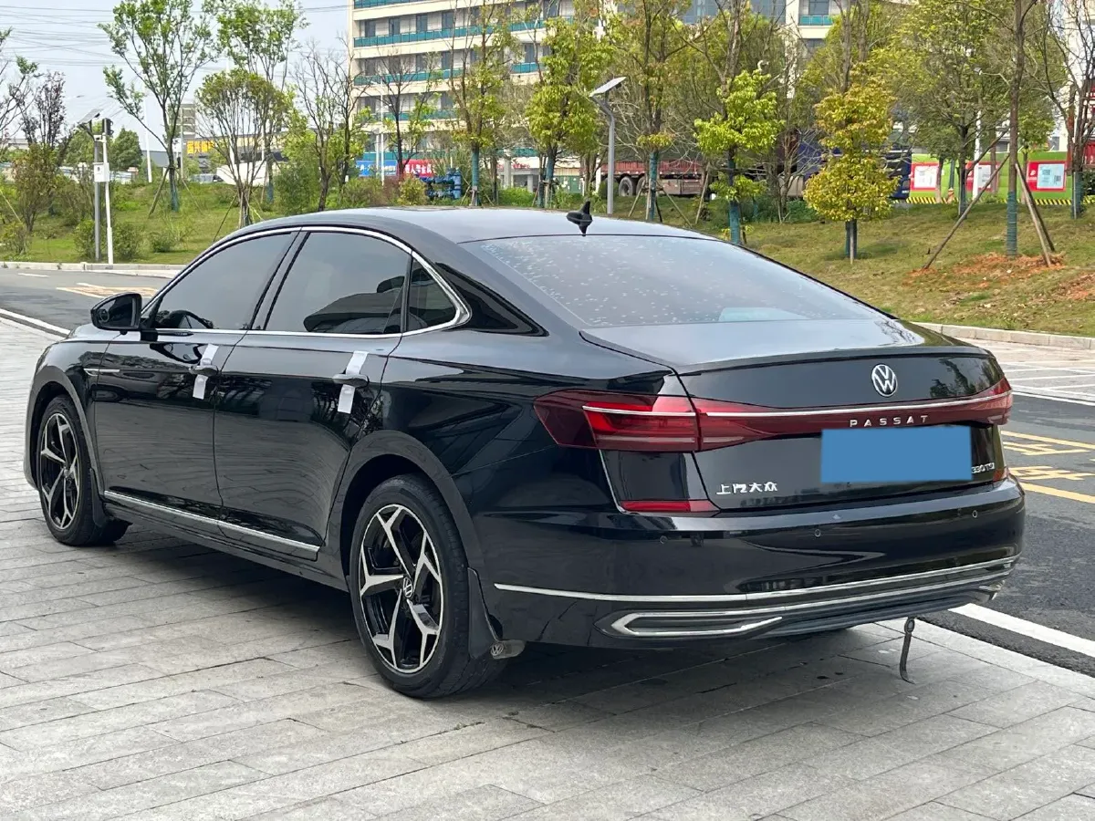 2023 Volkswagen Passat 2.0T 186HP L4 7DCT,autocango,china used car exporter,china ev exporter,chinese used car exporter,chinese used ev exporter