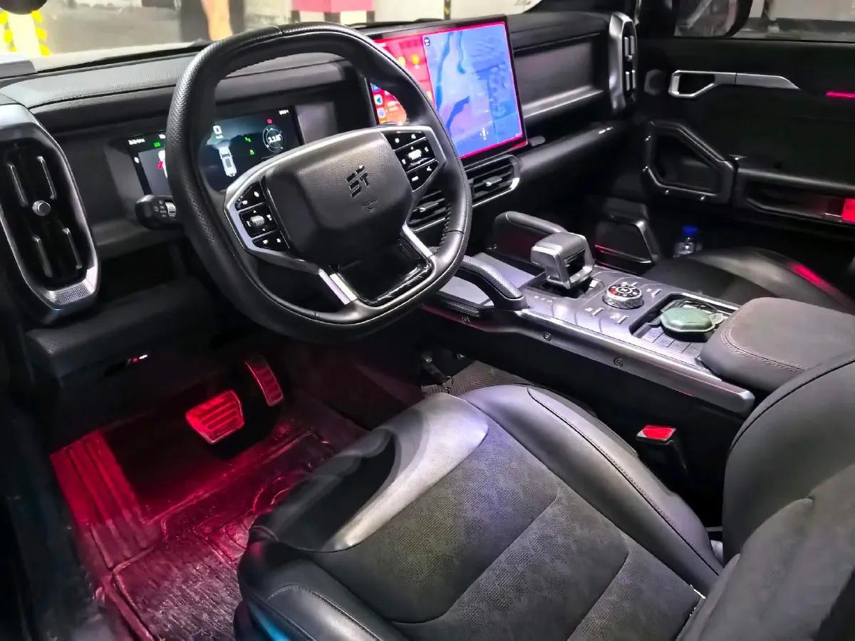 2023 Jetour Traveller 2.0T 254HP L4 7DCT,autocango,china used car exporter,china ev exporter,chinese used car exporter,chinese used ev exporter