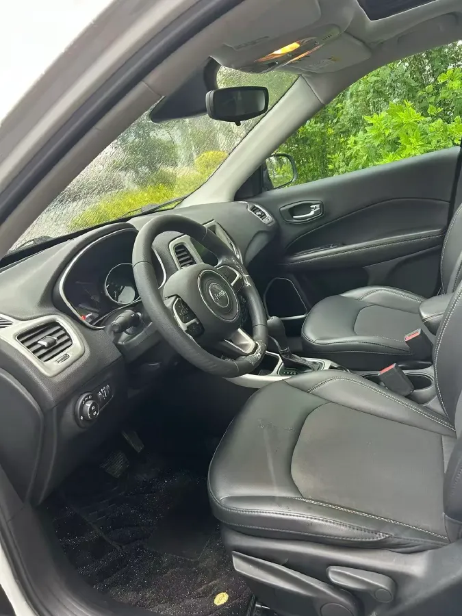 2020 Jeep Compass 1.3T 173HP L4 7DCT,autocango,china used car exporter,china ev exporter,chinese used car exporter,chinese used ev exporter