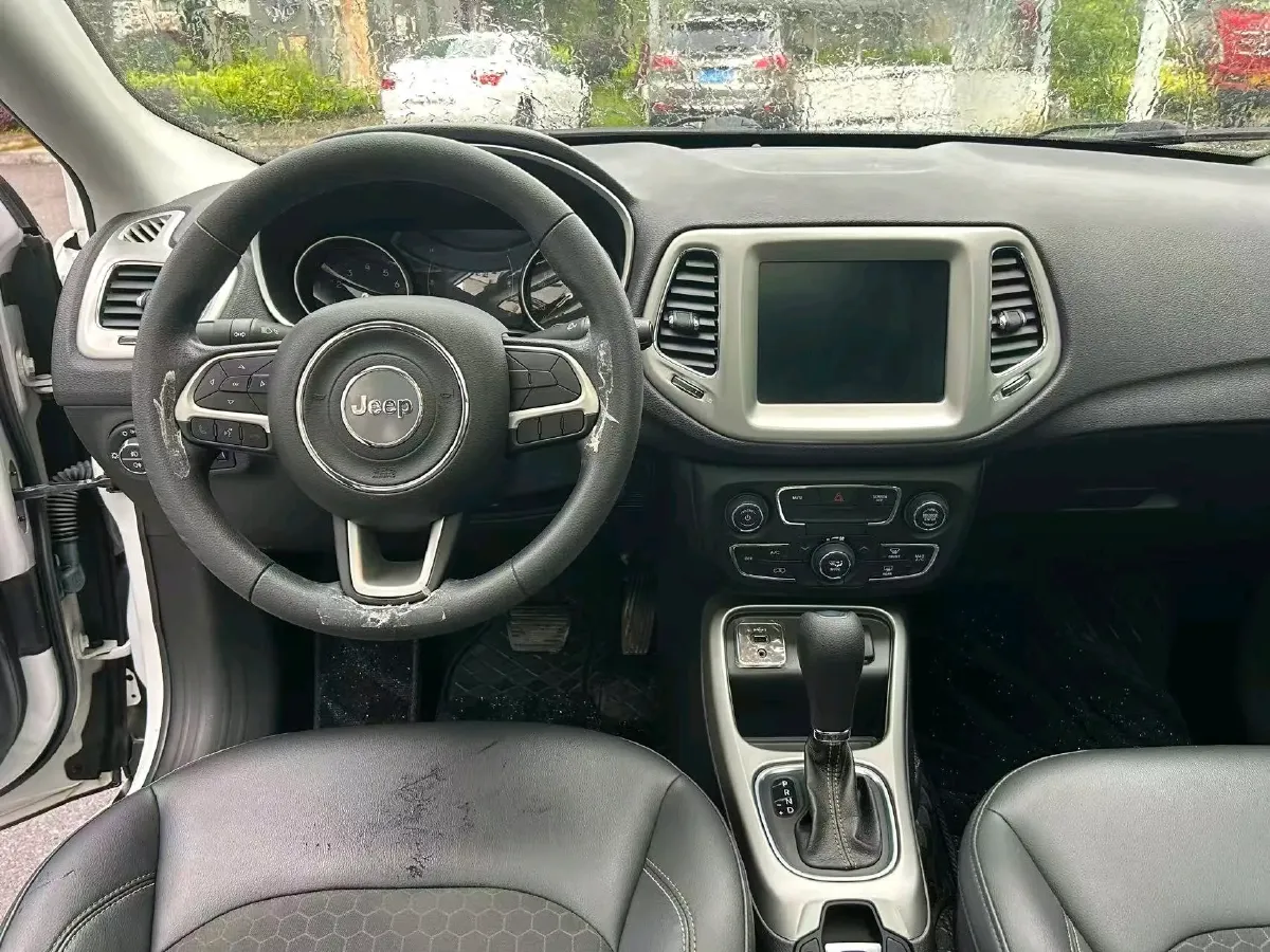 2020 Jeep Compass 1.3T 173HP L4 7DCT,autocango,china used car exporter,china ev exporter,chinese used car exporter,chinese used ev exporter