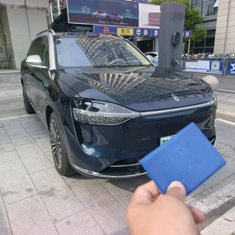 2025 AITO AITO M9 REEV 160HP REEV 52KWH,autocango,china used car exporter,china ev exporter,chinese used car exporter,chinese used ev exporter